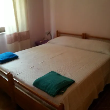 Alipinta *